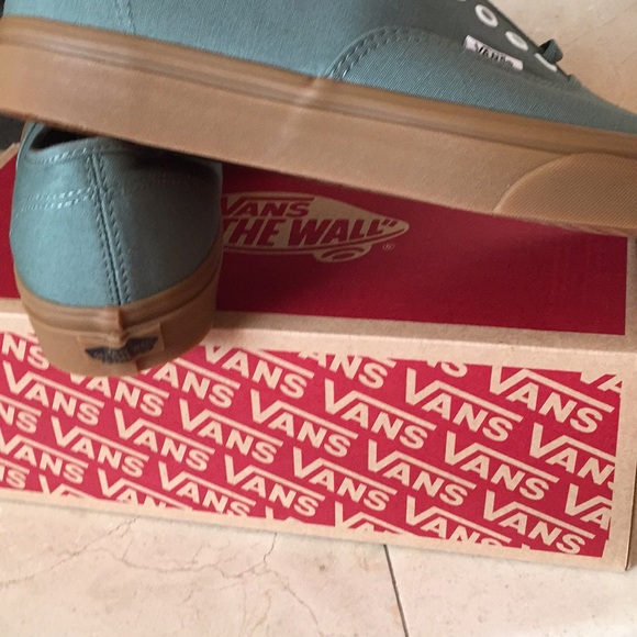 Vans shoe olive green NWT - Picture 2 of 2